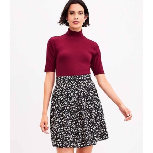 Loft Leaf Pleated Skirt small - Picture 1 of 6